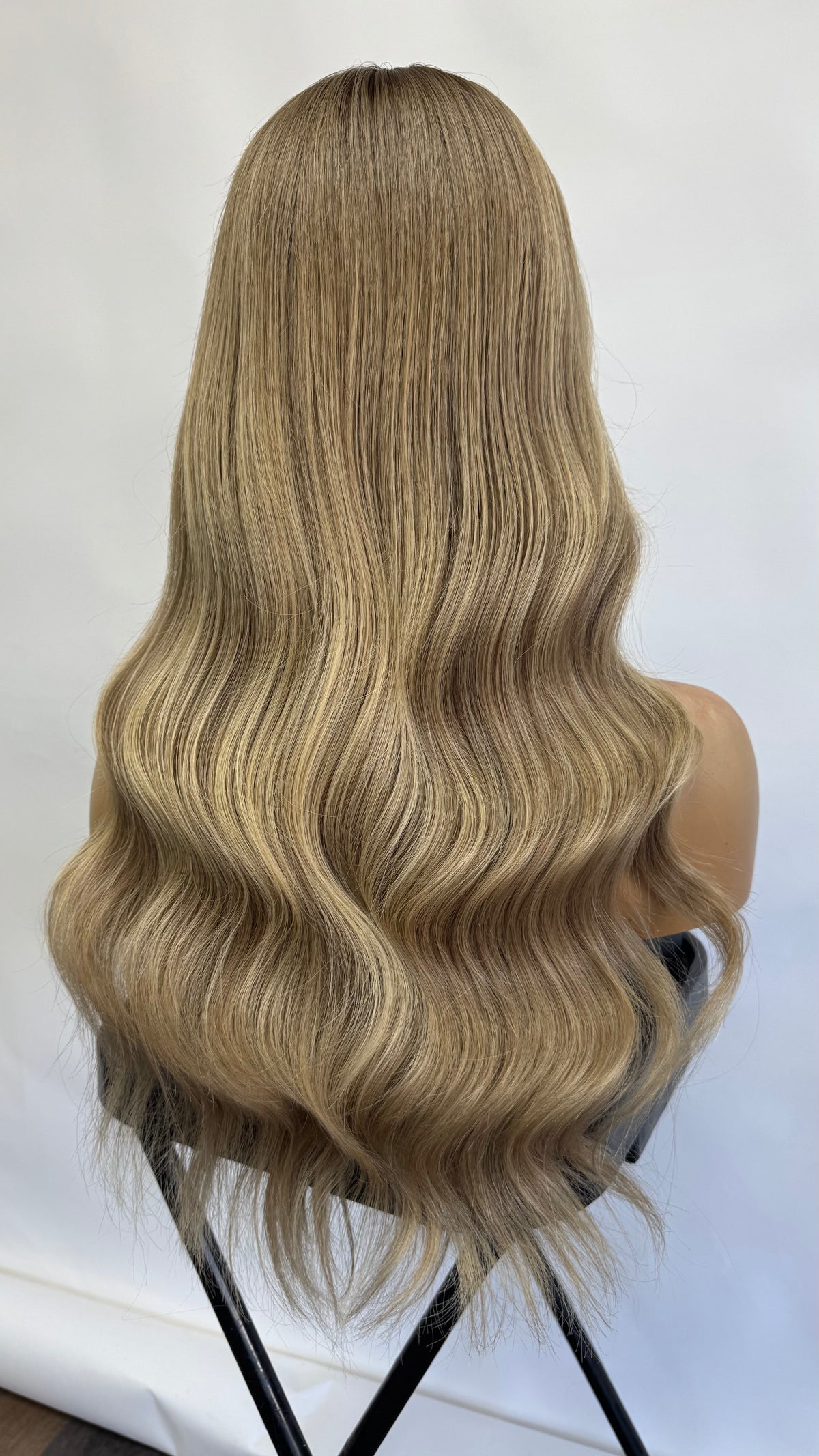 1012 – Natural Looking Human Hair Wigs