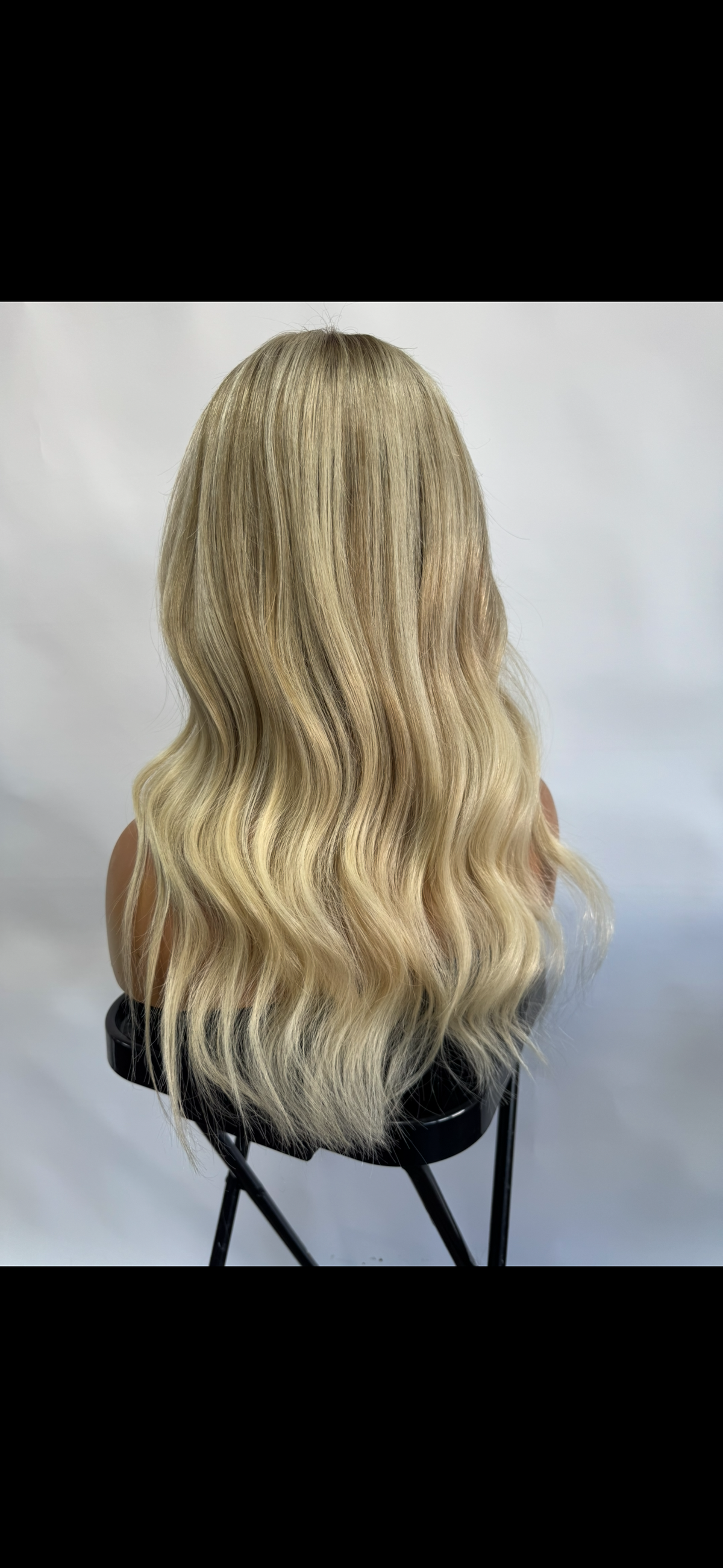 1078 – Natural Looking Human Hair Wigs