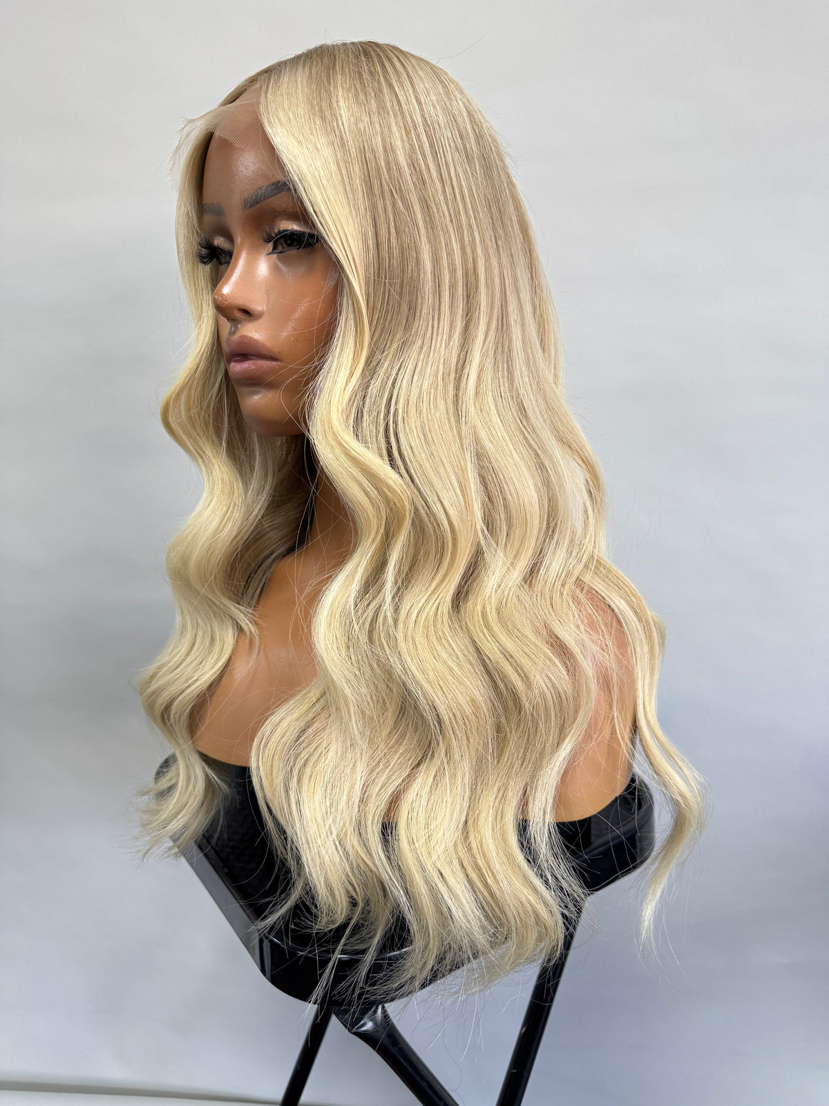 1084 – Natural Looking Human Hair Wigs