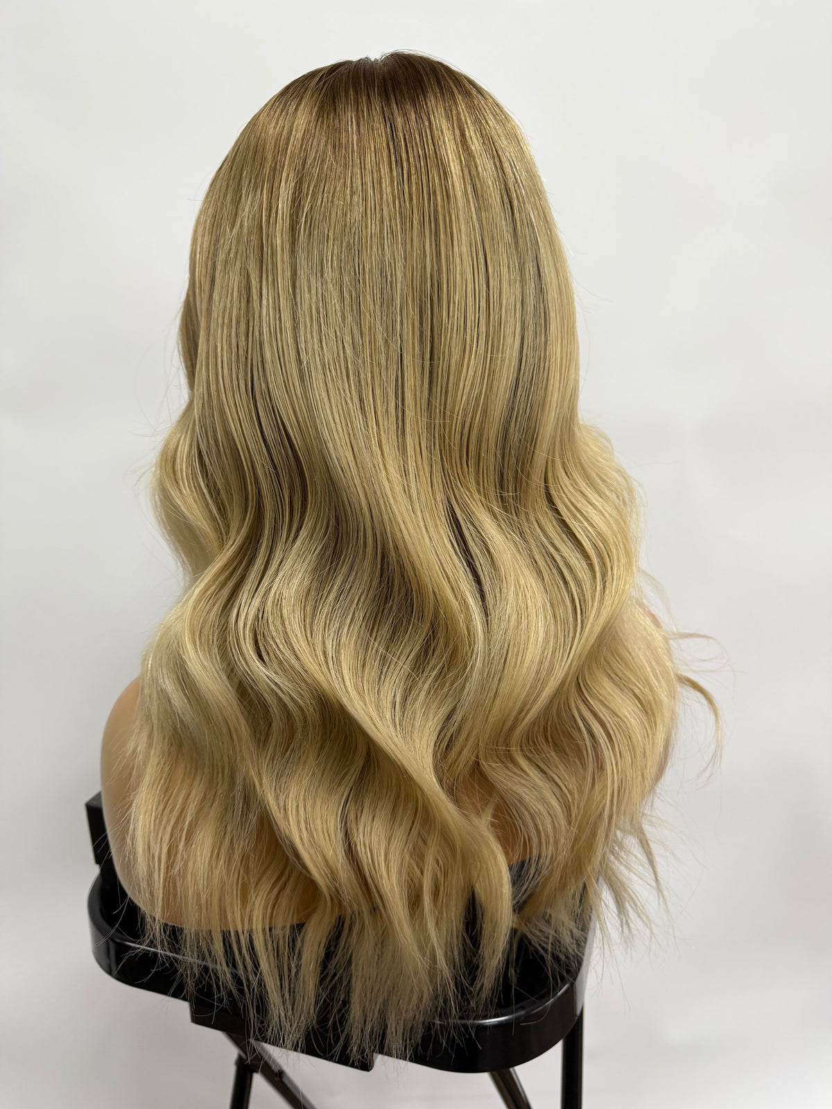 931 – Natural Looking Human Hair Wigs