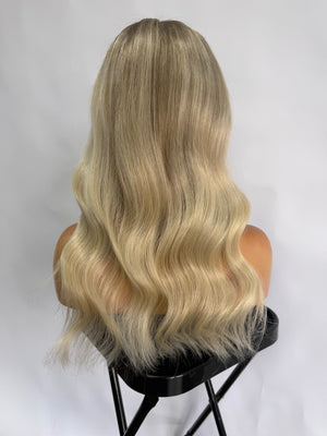 1015 – Natural Looking Human Hair Wigs