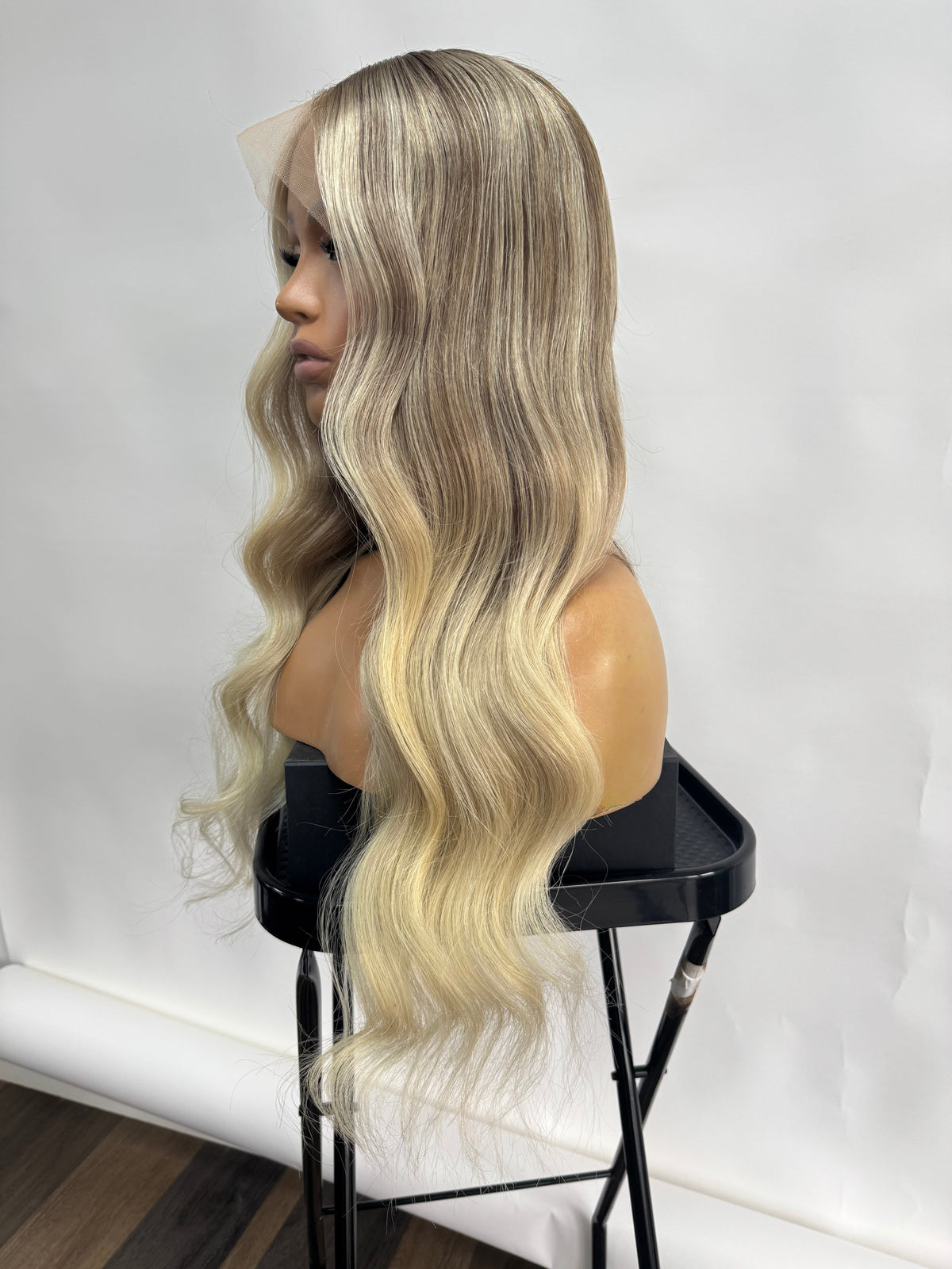 987 – Natural Looking Human Hair Wigs